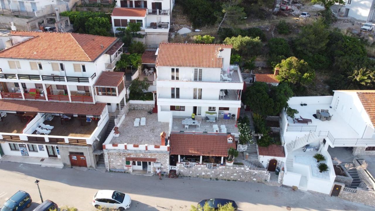 Apartments Peronja Jelsa Seafront エクステリア 写真
