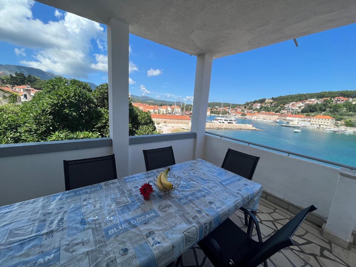 Apartments Peronja Jelsa Seafront エクステリア 写真