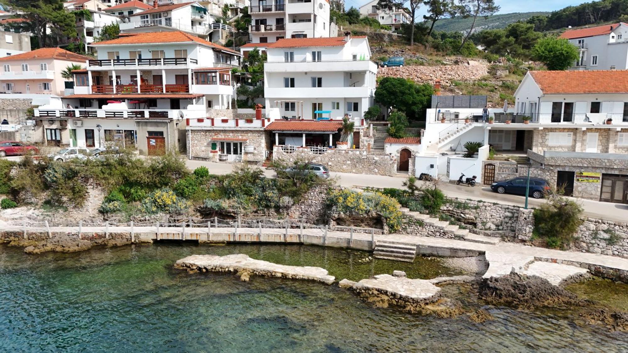 Apartments Peronja Jelsa Seafront エクステリア 写真